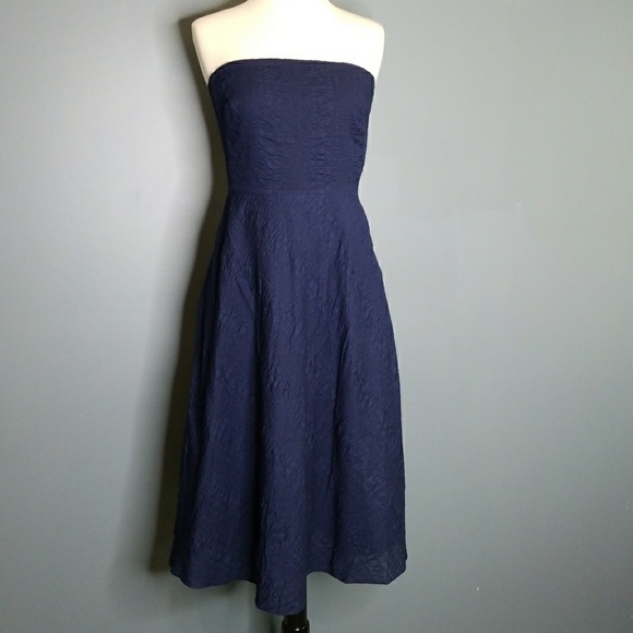 J. Crew Dresses & Skirts - J Crew Navy Strapless Embossed A-line Dress Size 6